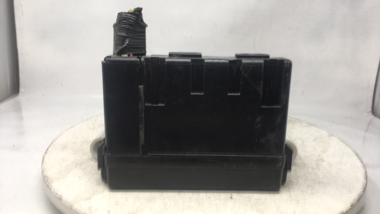 Picture of 2003 Infiniti G35 Fusebox Fuse Box Relay Module 7154-5226 24171