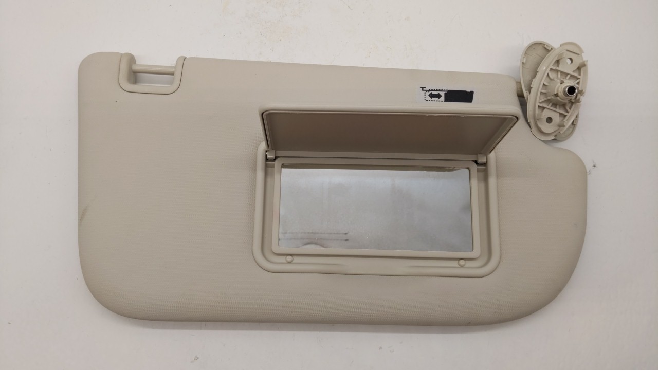 Picture of 2013-2019 Ford Escape Passenger Sun Visor Mirror Right Sunvisor Ivory 242550