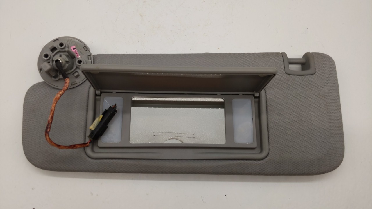 Picture of 2016-2019 Chevrolet Malibu Driver Sun Visor Mirror Left Sunvisor Gray 242790