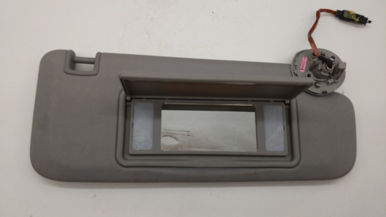 Picture of 2016-2019 Chevrolet Malibu Passenger Sun Visor Mirror Right Sunvisor Gray 242820