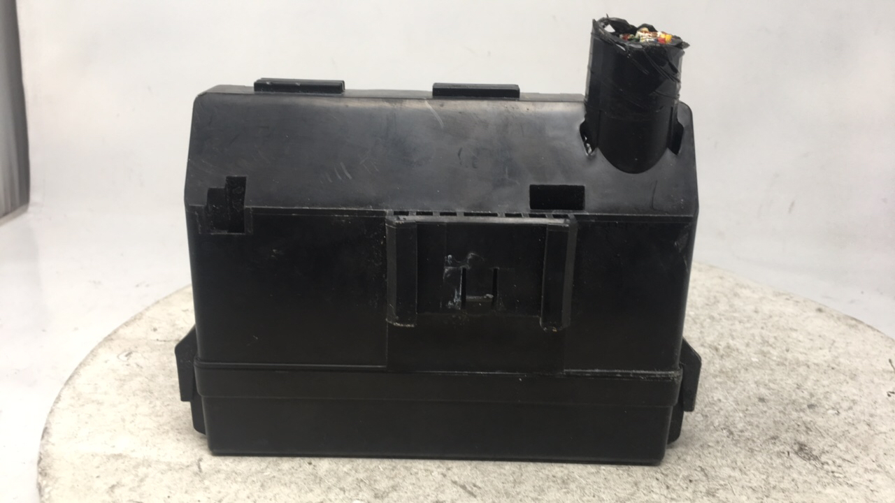 Picture of 2003 Infiniti G35 Fusebox Fuse Box Relay Module 7154-5226 24408