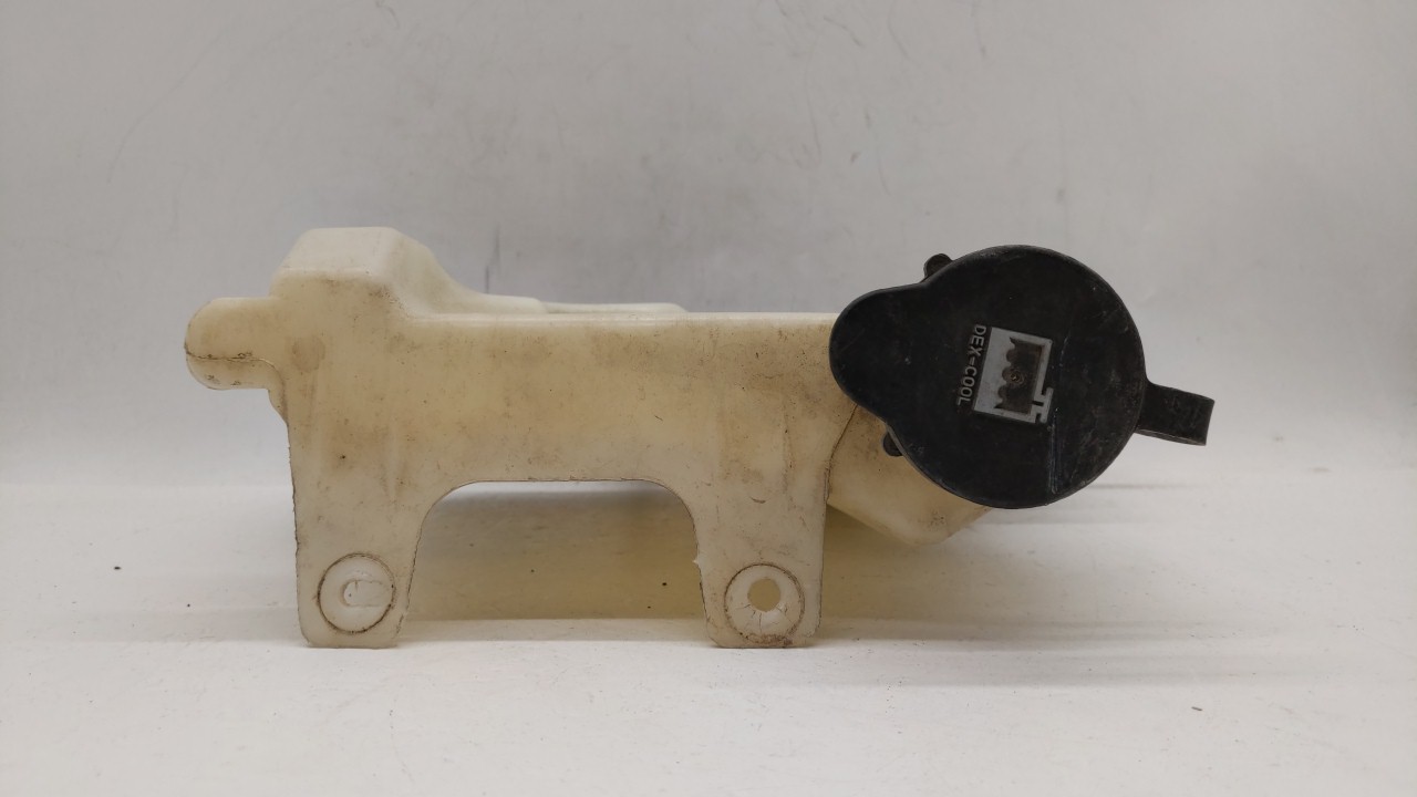 2006 Chevrolet Impala Radiator Coolant Overflow Expansion Tank Bottle 246958 - Oemusedautoparts1.com