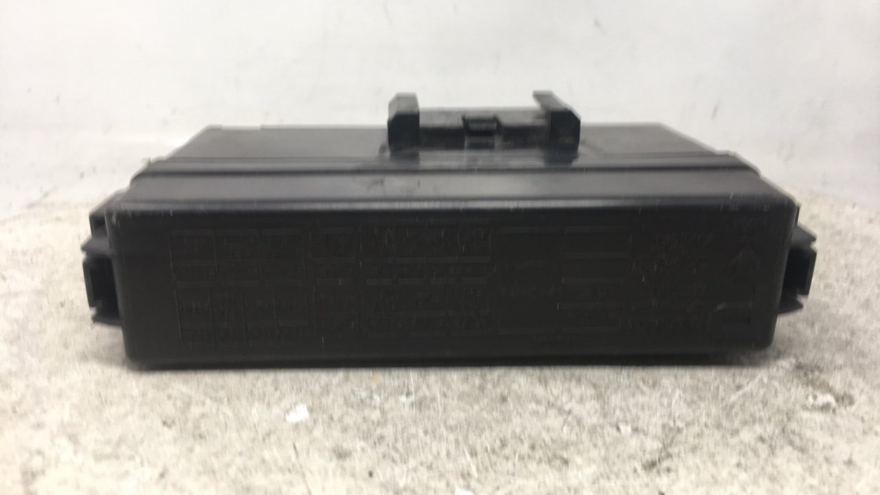2008-2010 Nissan Altima Fusebox Fuse Box Relay Module 7154-5763-30 25232 - Oemusedautoparts1.com