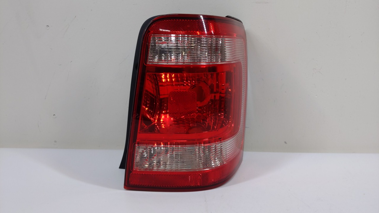 2008-2012 Ford Escape Passenger Right Side Tail Light Taillight Oem 253649 - Oemusedautoparts1.com