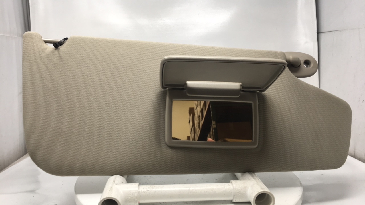 2006-2010 Jeep Commander Passenger Sun Visor Mirror Right Sunvisor Beige 25767 - Oemusedautoparts1.com