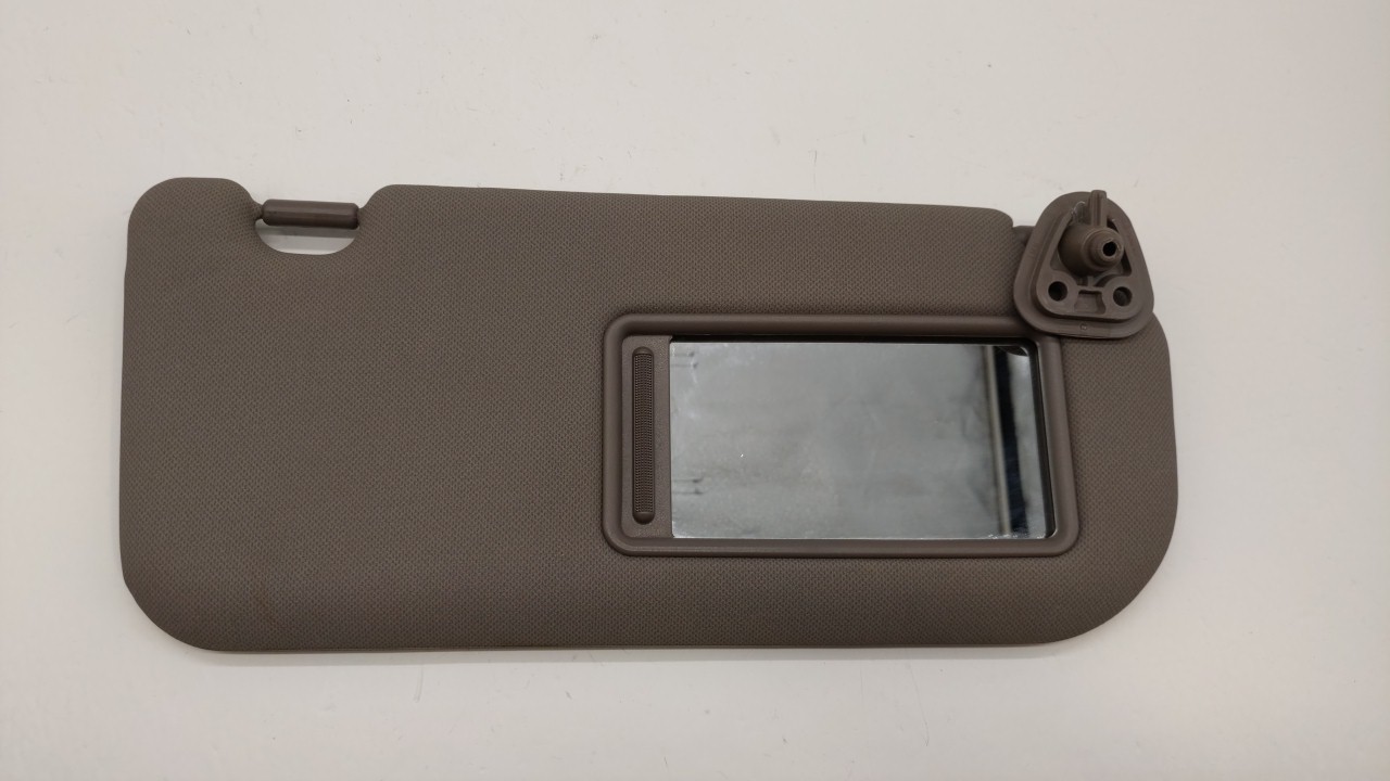 Picture of 2010-2015 Hyundai Tucson Passenger Sun Visor Mirror Right Sunvisor 258992