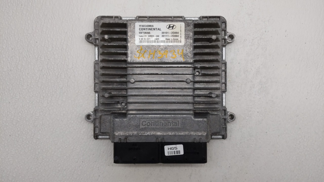 Picture of 2011-2014 Hyundai Sonata Engine Computer Ecu Pcm Ecm Pcu Oem 259303