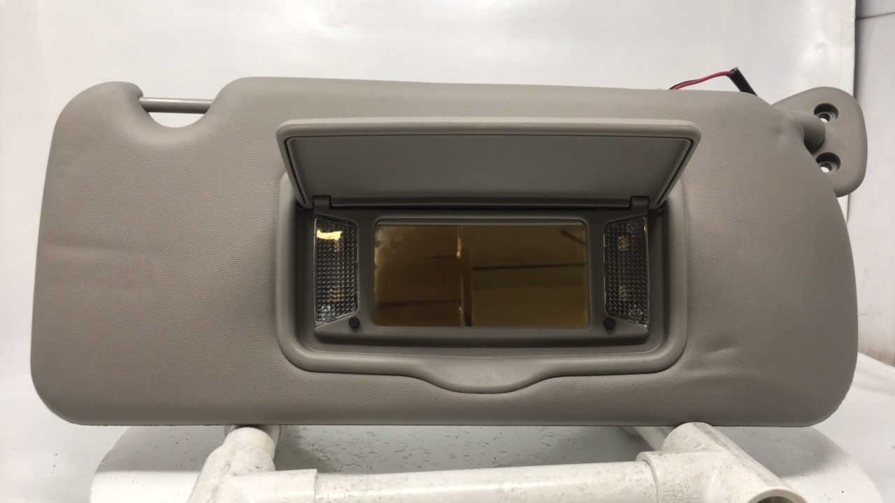 Picture of 2003-2007 Cadillac Cts Passenger Right Sun Visor Sunvisor Gray W481t