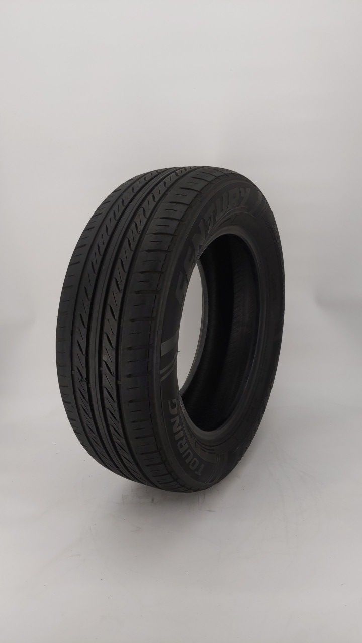 Used Tire 215/60R16 SENTURY TOURING 95H All Season - Tread Depth 8/32 - Oemusedautoparts1.com