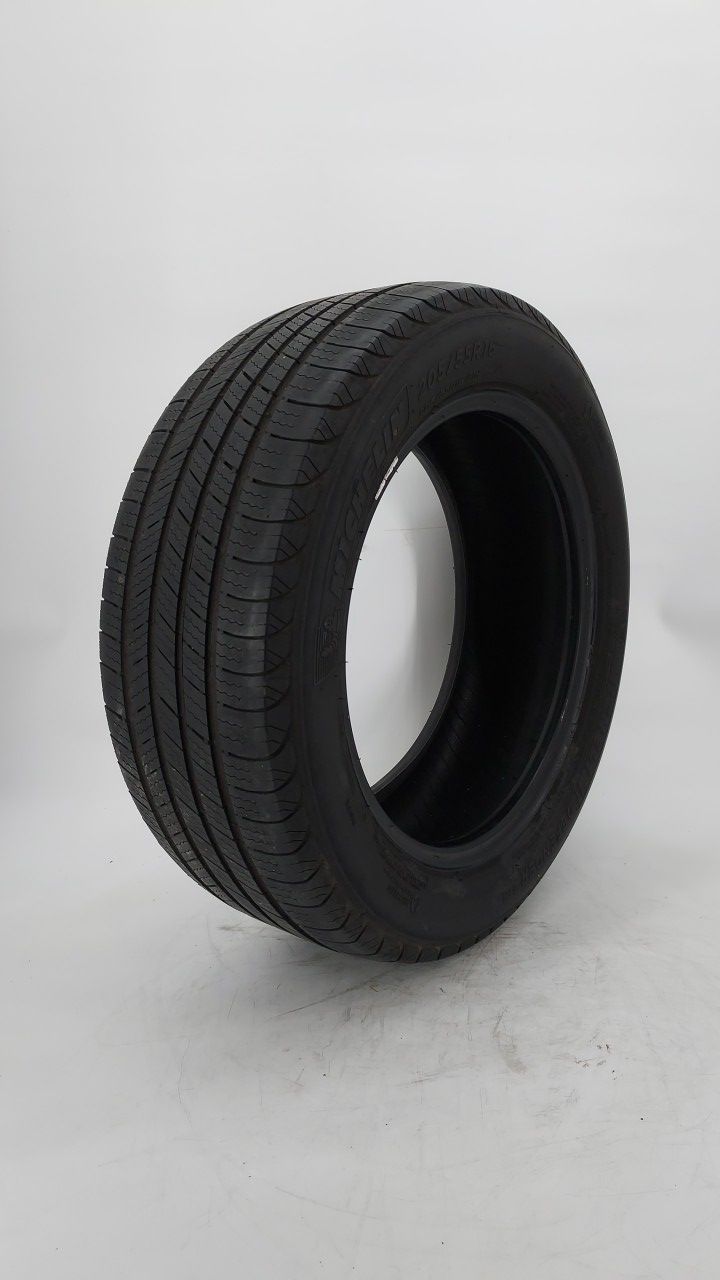 Used Tire 205/55R16 MICHELIN DEFENDER T+H 91H All Season - Tread Depth 7/32 - Oemusedautoparts1.com