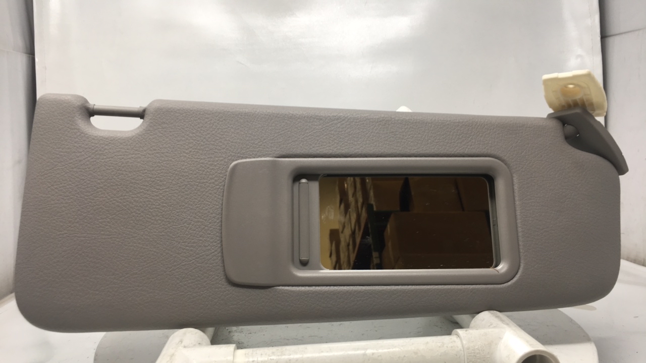 2016 Bmw 528 Passenger Right Sun Visor Sunvisor Light Grey W269i - Oemusedautoparts1.com