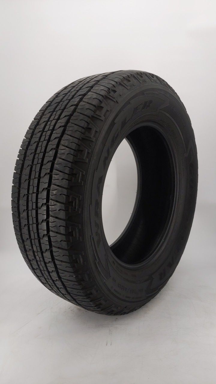 Used Tire 265/65R18 GOODYEAR WRANGLER FORTITUDE HT 114T All Season - 9/32 - Oemusedautoparts1.com