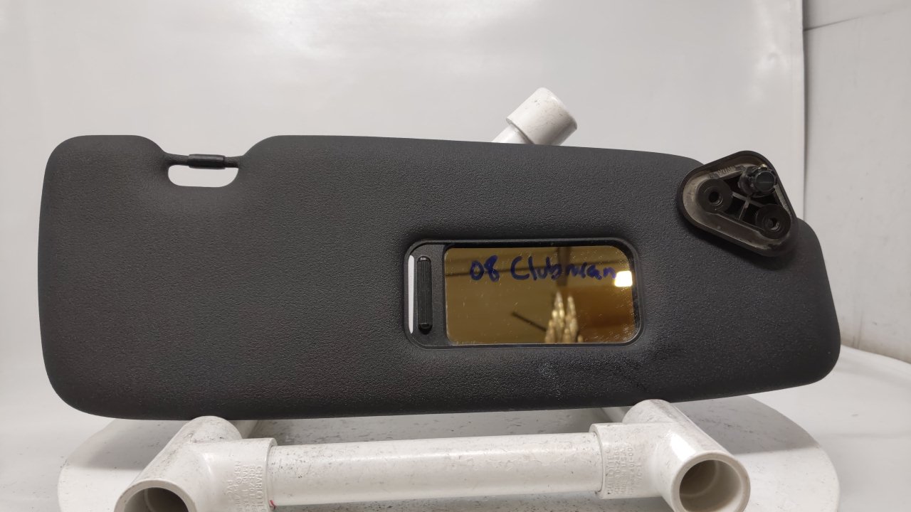 2008 Mini Cooper Clubman Passenger Right Sun Visor Sunvisor Black W277c - Oemusedautoparts1.com
