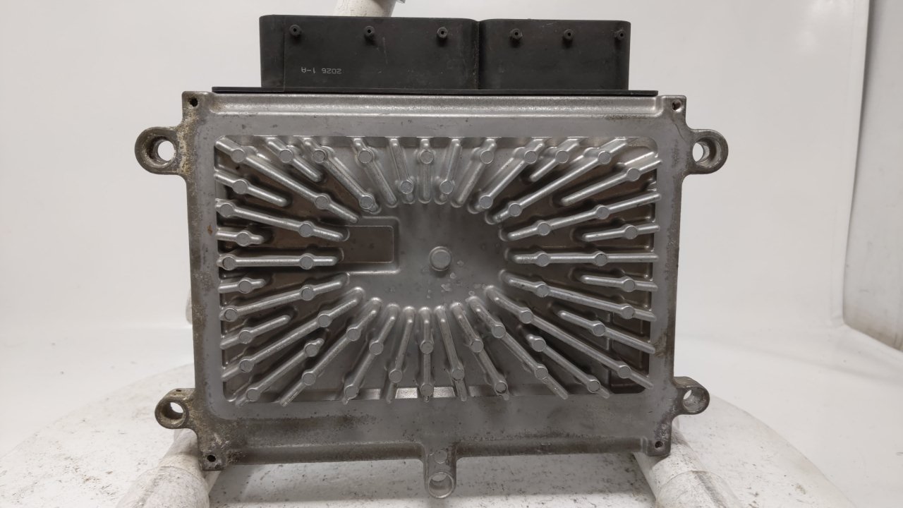 Volvo V40 Engine Computer Ecu Pcm Ecm Pcu Oem 279700-9300 26770 - Oemusedautoparts1.com