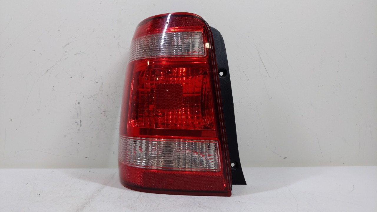Picture of 2008-2012 Ford Escape Driver Left Side Tail Light Taillight Oem 268737