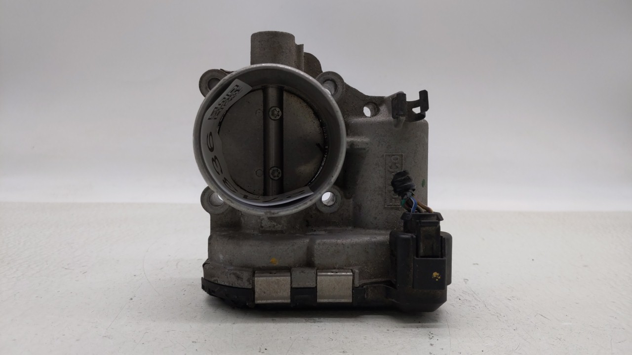 Picture of 2011-2014 Ford Fiesta Throttle Body 274336