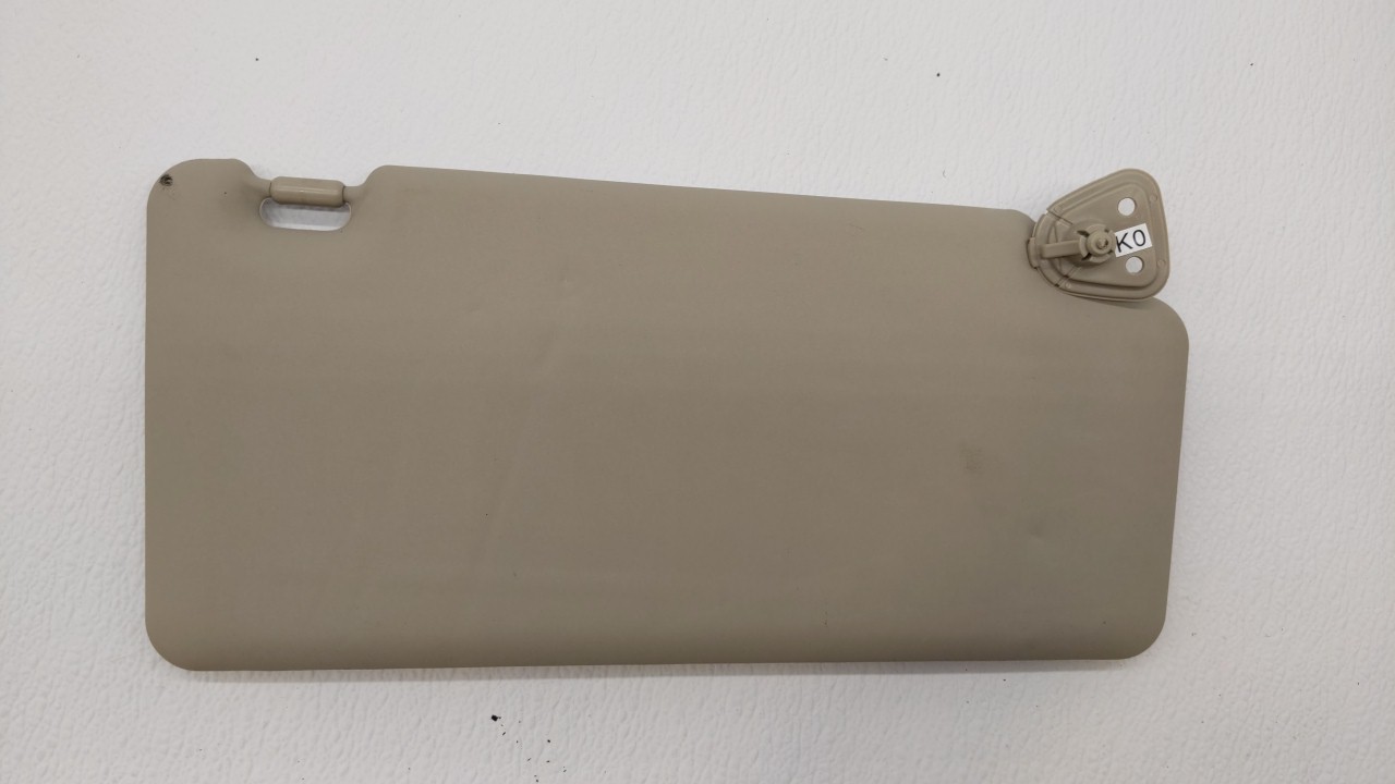 Picture of 2008-2010 Nissan Rogue Passenger Sun Visor Mirror Right Sunvisor Beige 277200
