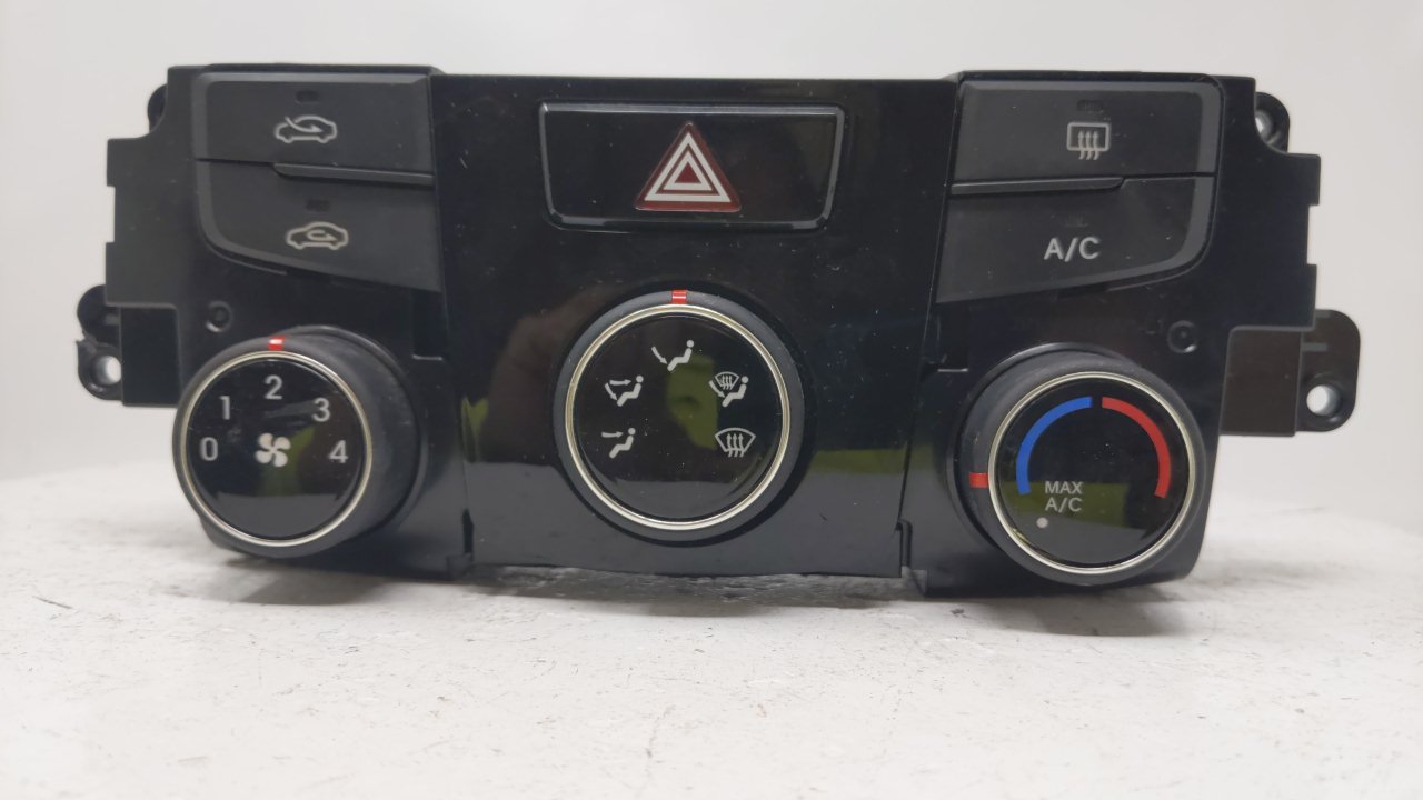 2014-2014 Hyundai Sonata Ac Heater Climate Control 28126 - Oemusedautoparts1.com
