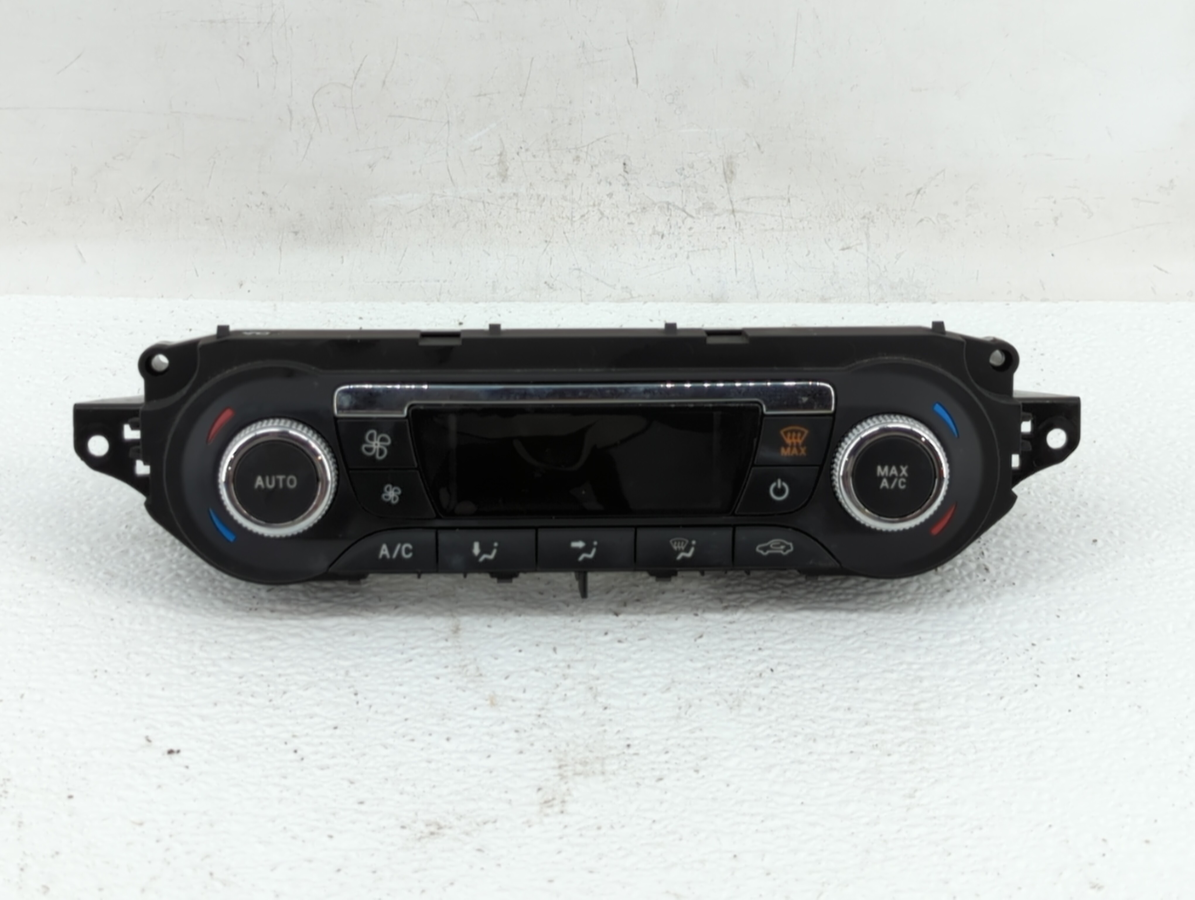 2015-2016 Ford Escape Ac Heater Climate Control Temperature Oem 281553 - Oemusedautoparts1.com