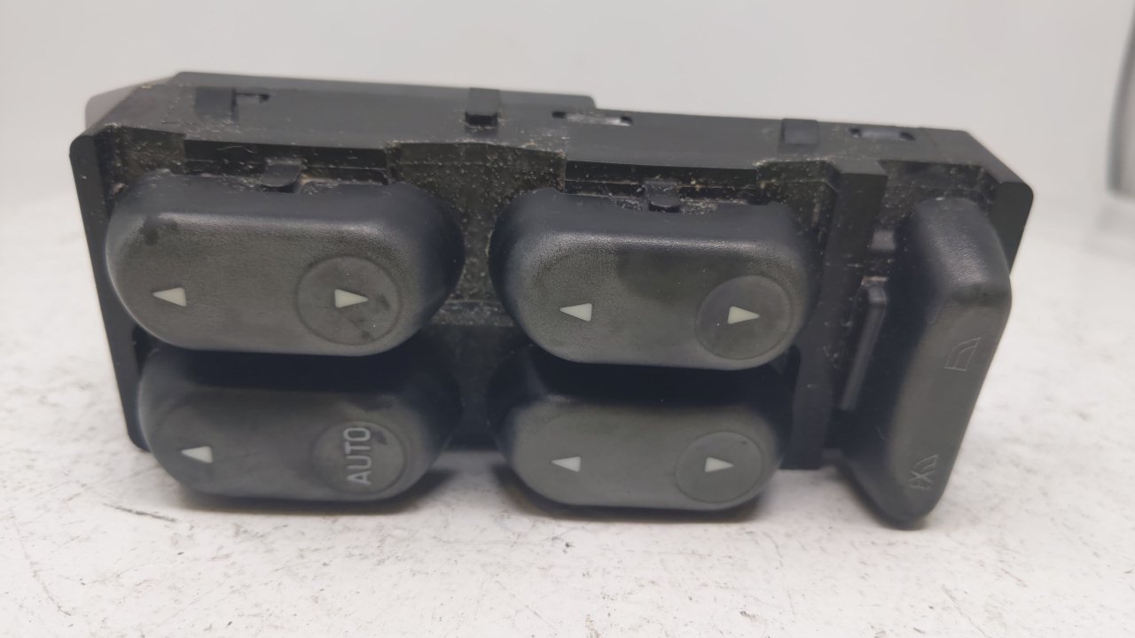 05 TAURUS MASTER DRIVER POWER WINDOW SWITCH 16L320 - Oemusedautoparts1.com