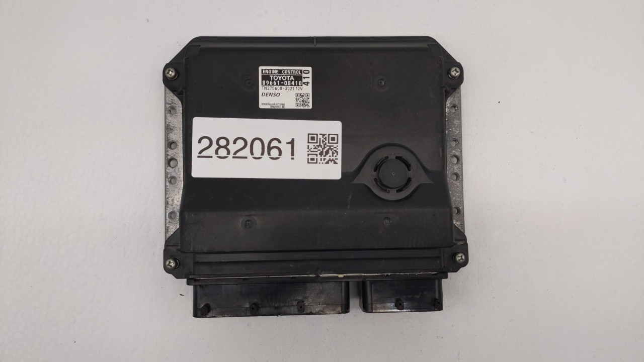 Picture of 2015-2016 Toyota Sienna Engine Control Computer Ecu Pcm Ecm Pcu Oem 282061