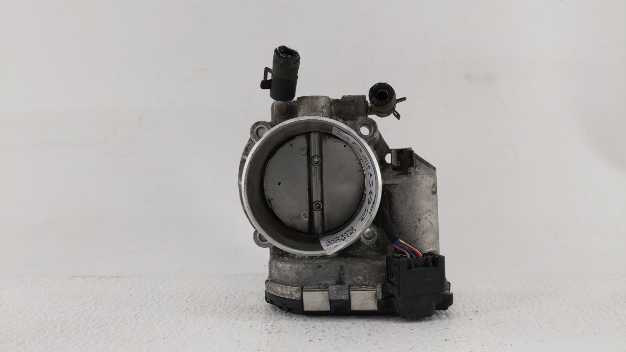 Picture of Hyundai Santa Fe Throttle Body 282582