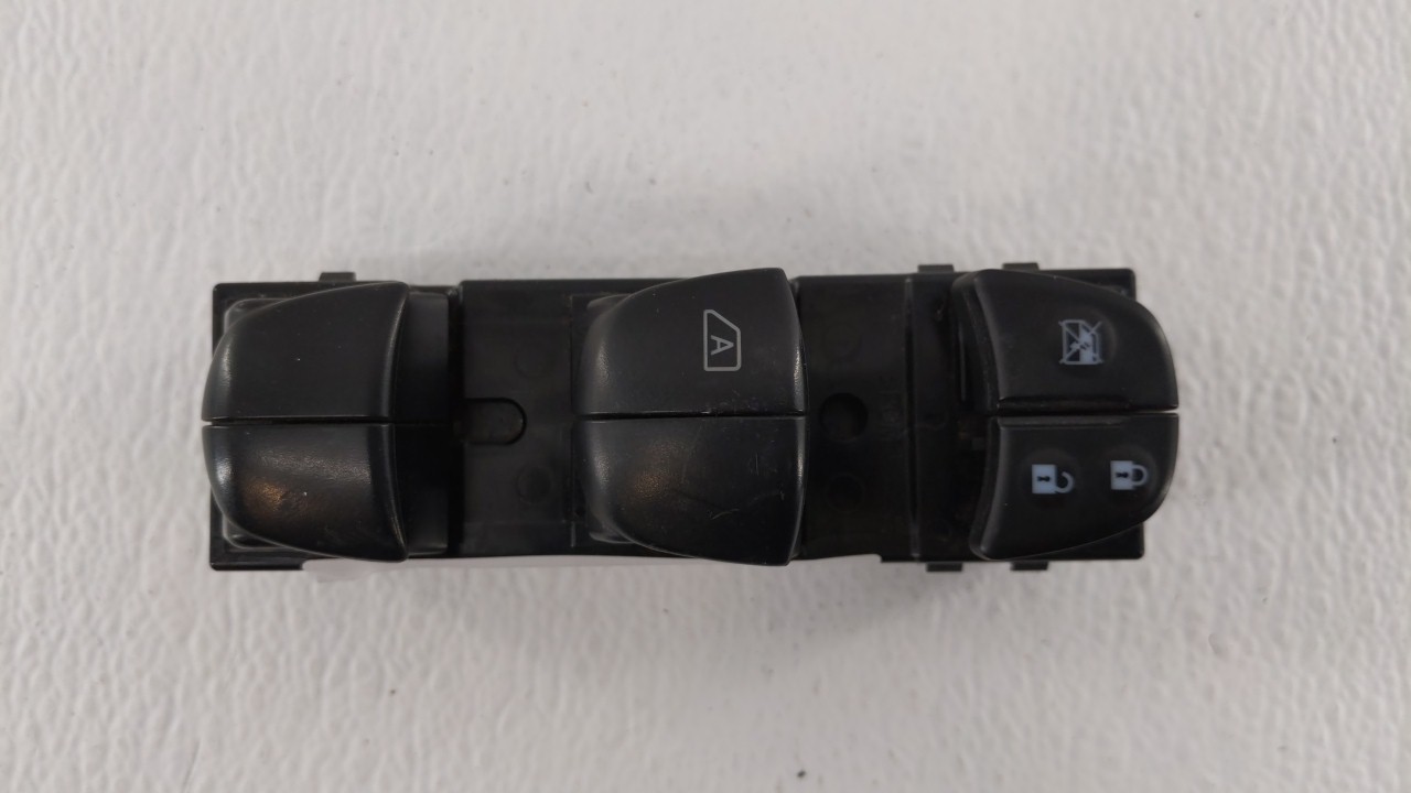 Picture of 2013-2019 Nissan Sentra Driver Left Door Master Power Window Switch 283682