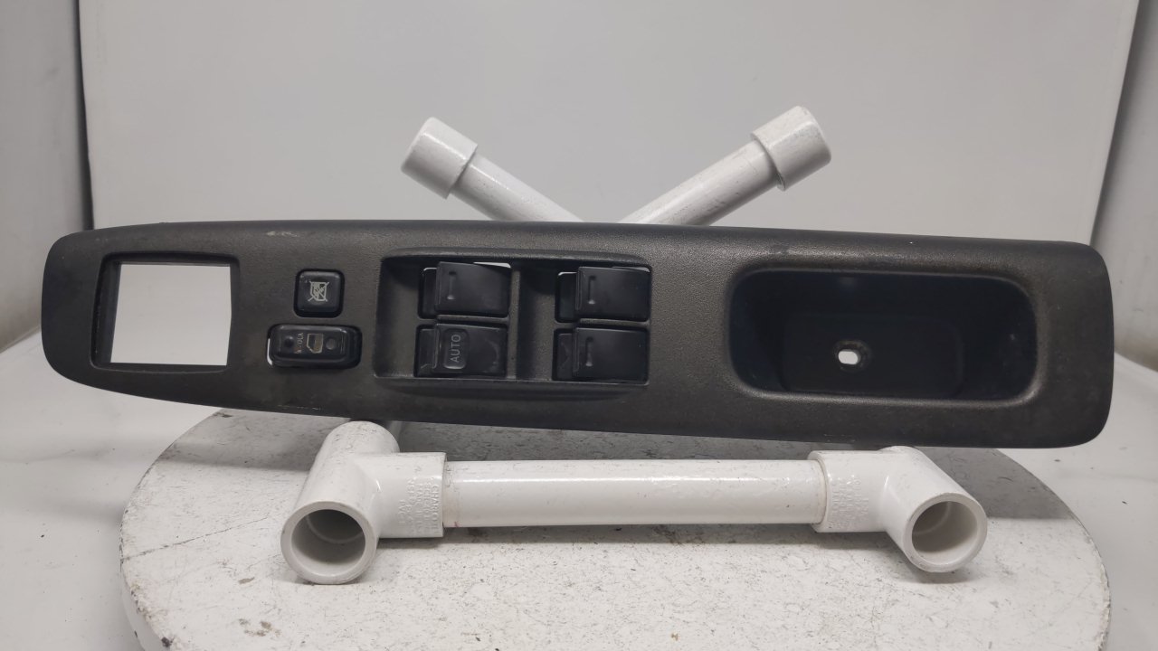 04 SCION XB MASTER DRIVER POWER WINDOW SWITCH 21C129 - Oemusedautoparts1.com