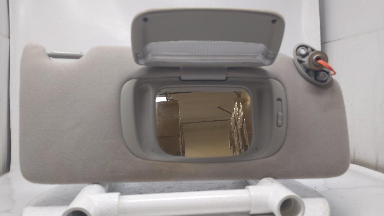 03 04 05 06 LINCOLN LS PASSENGER SIDE SUN VISOR SHADE GRAY 15Y770 - Oemusedautoparts1.com