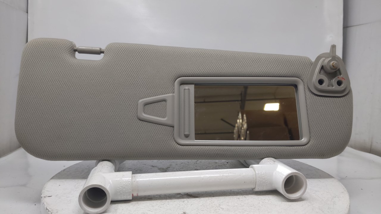 10 11 12 13 HYUNDAI GENESIS PASSENGER SIDE SUN VISOR SUNVISOR SHADE GRAY 15Z868 - Oemusedautoparts1.com