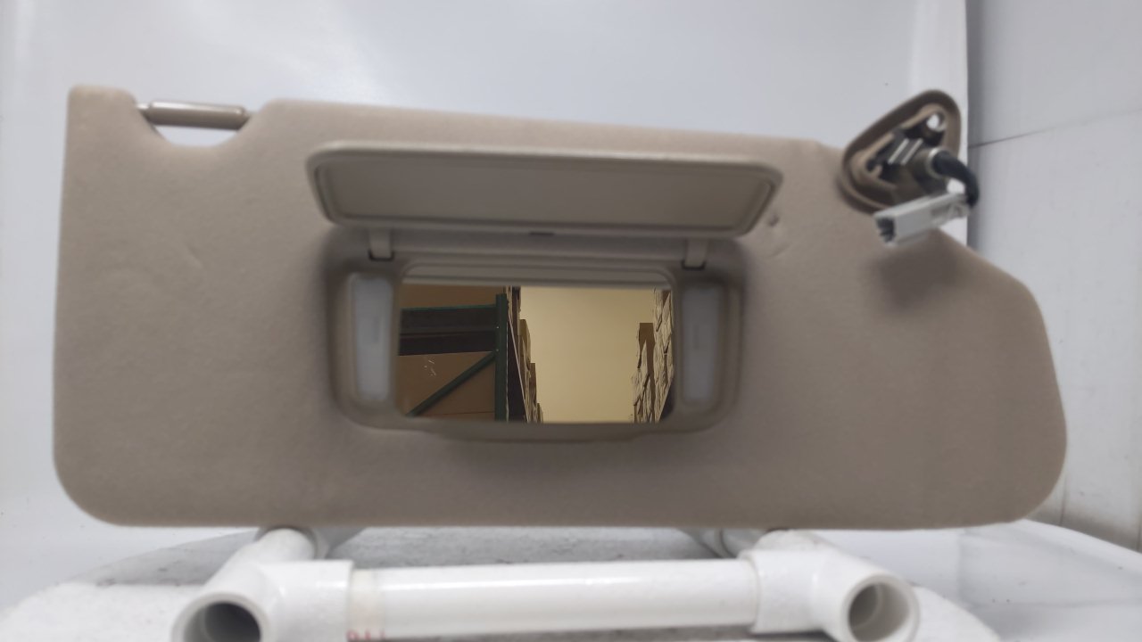 Picture of 98 99 00 01 02 HONDA ACCORD PASSENGER SUN VISOR SUNVISOR RIGHT BEIGE 11P417