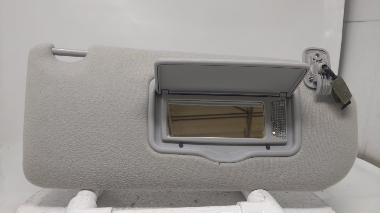 Picture of 2005 Mazda 6 Passenger Sun Visor Mirror Right Sunvisor Gray 28558