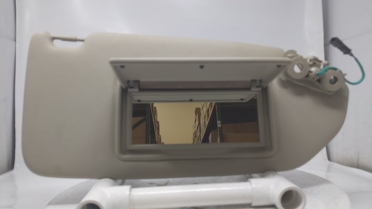 2001 Volvo S60 Passenger Sun Visor Mirror Right Sunvisor Gray 28624 - Oemusedautoparts1.com