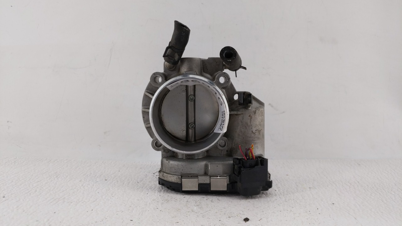 2010-2012 Hyundai Santa Fe Throttle Body 286946 - Oemusedautoparts1.com