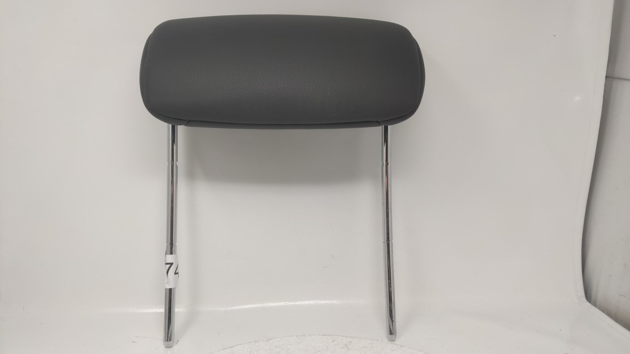2008 Saturn Astra Rear Middle Headrest Head Rest Leather Black 12J622 - Oemusedautoparts1.com