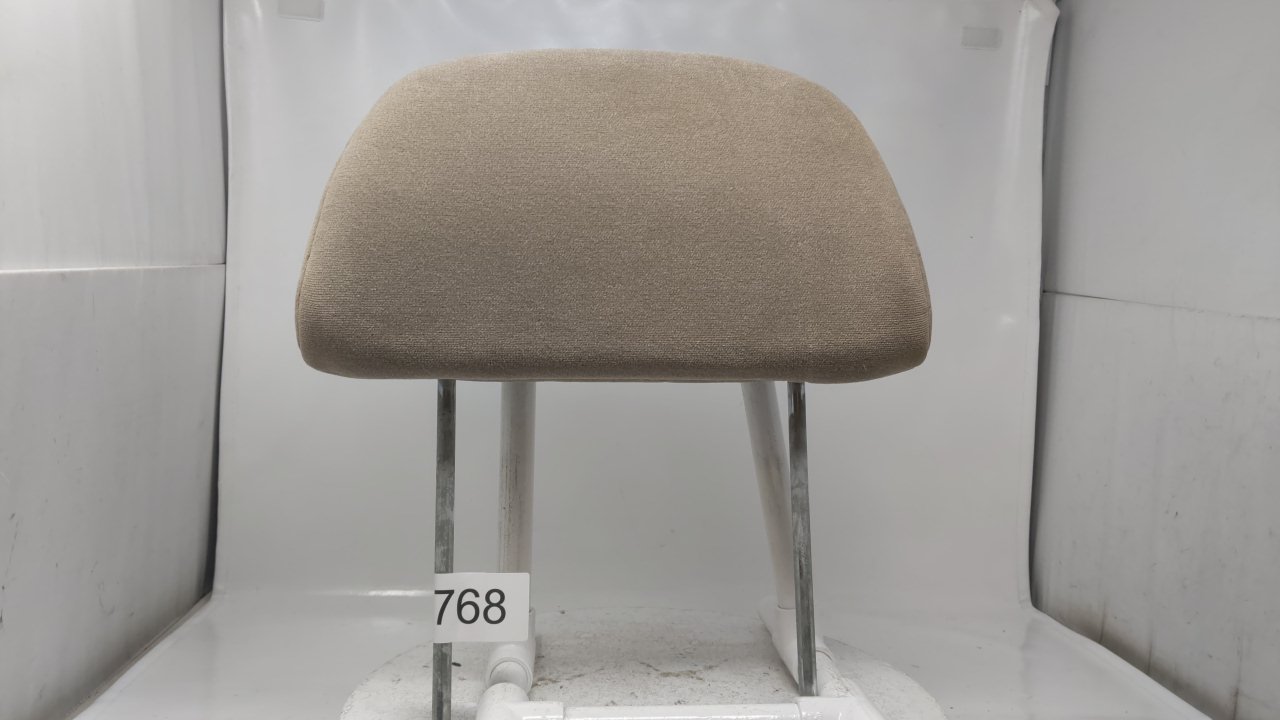 96-98 Jeep Grand Cherokee Headrest Driver Passenger Front Cloth Tan 13R083 - Oemusedautoparts1.com