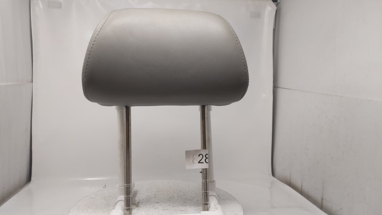 1998-2005 Volkswagen Passat Rear Driver Passenger 2nd Row Headrest Leather Gray  - Oemusedautoparts1.com