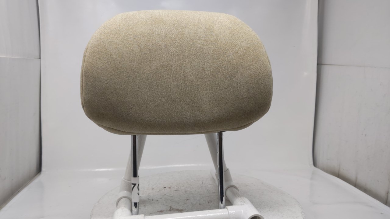 01 02 03 04 05 06 Elantra Headrest Driver Passenger Front Cloth Tan 12X064 - Oemusedautoparts1.com