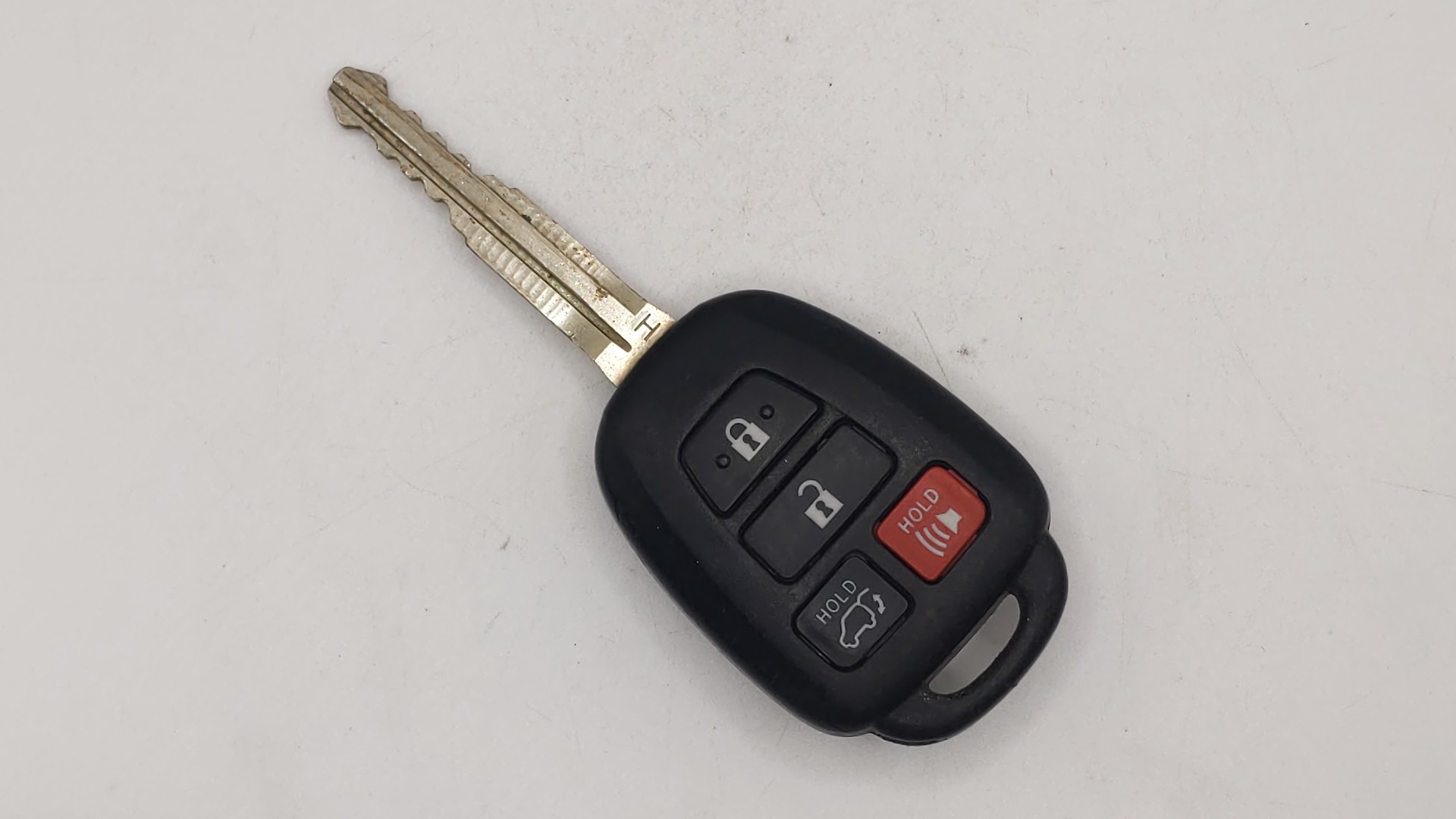 Toyota Highlander Keyless Entry Remote Fob GQ4-52T H CHIP 4 buttons 290157 - Oemusedautoparts1.com