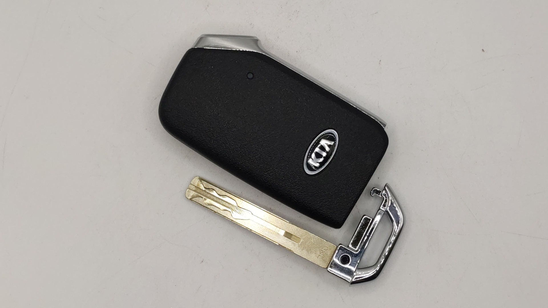 Picture of Kia Sportage Keyless Entry Remote Fob TQ8-FOB-4F24 95440-D9600 4 buttons 290192