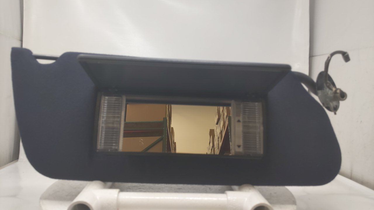 98 99 Cadillac Deville Passenger Side Sun Visor Right Shade Blue 11Q395 - Oemusedautoparts1.com