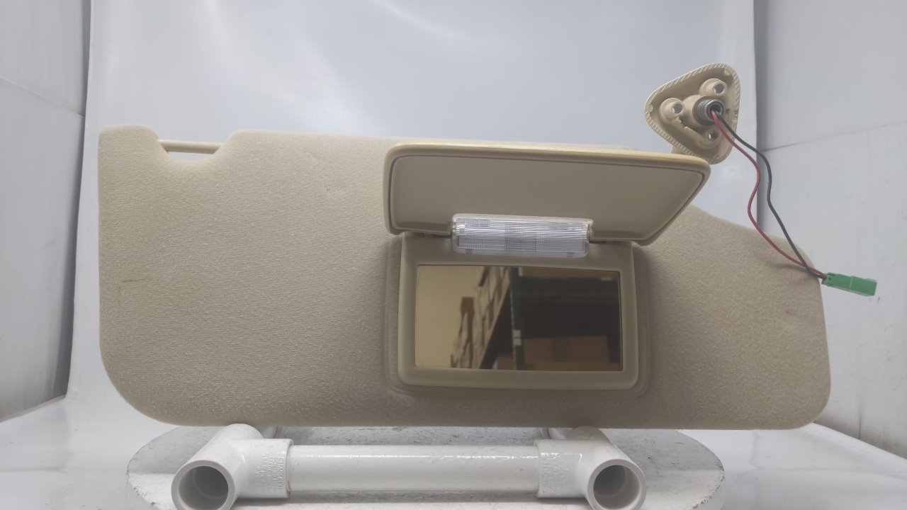 08 09 FORD TAURUS PASSENGER SUN VISOR SUNVISOR TAN 19L537 - Oemusedautoparts1.com