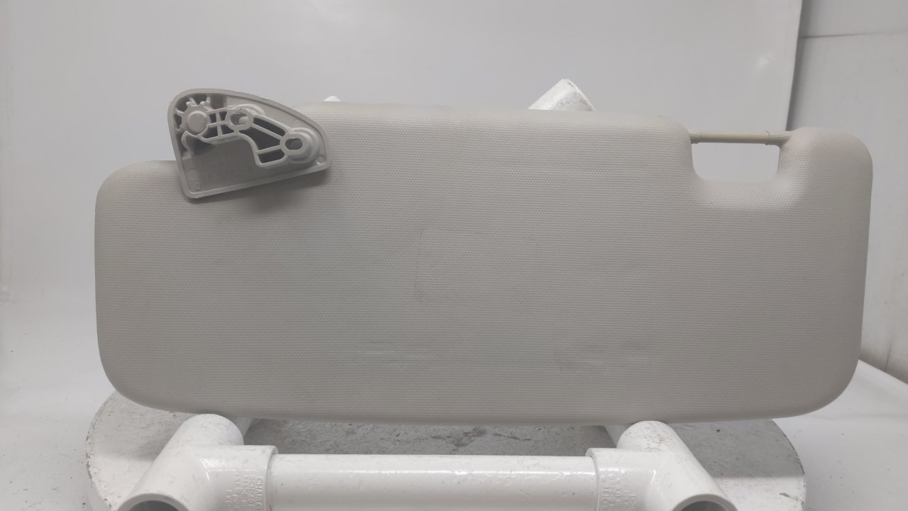 2013 SMART FORTWO DRIVER SUN VISOR SUNVISOR SHADE SIDE OEM GRAY 13C779 - Oemusedautoparts1.com