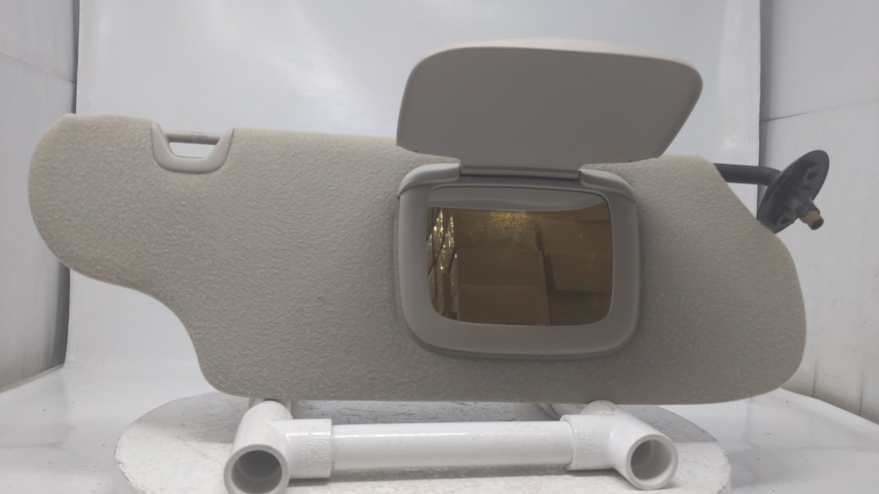 99 00 01 02 03 FORD WINDSTAR PASSENGER SUN VISOR SUNVISOR MIRROR GRAY 12Q483 - Oemusedautoparts1.com