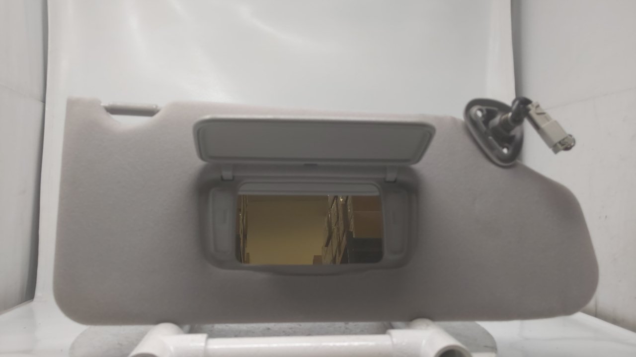 Picture of 98 99 00 01 02 HONDA ACCORD PASSENGER SUN VISOR SUNVISOR SHADE OEM GRAY 15Y606
