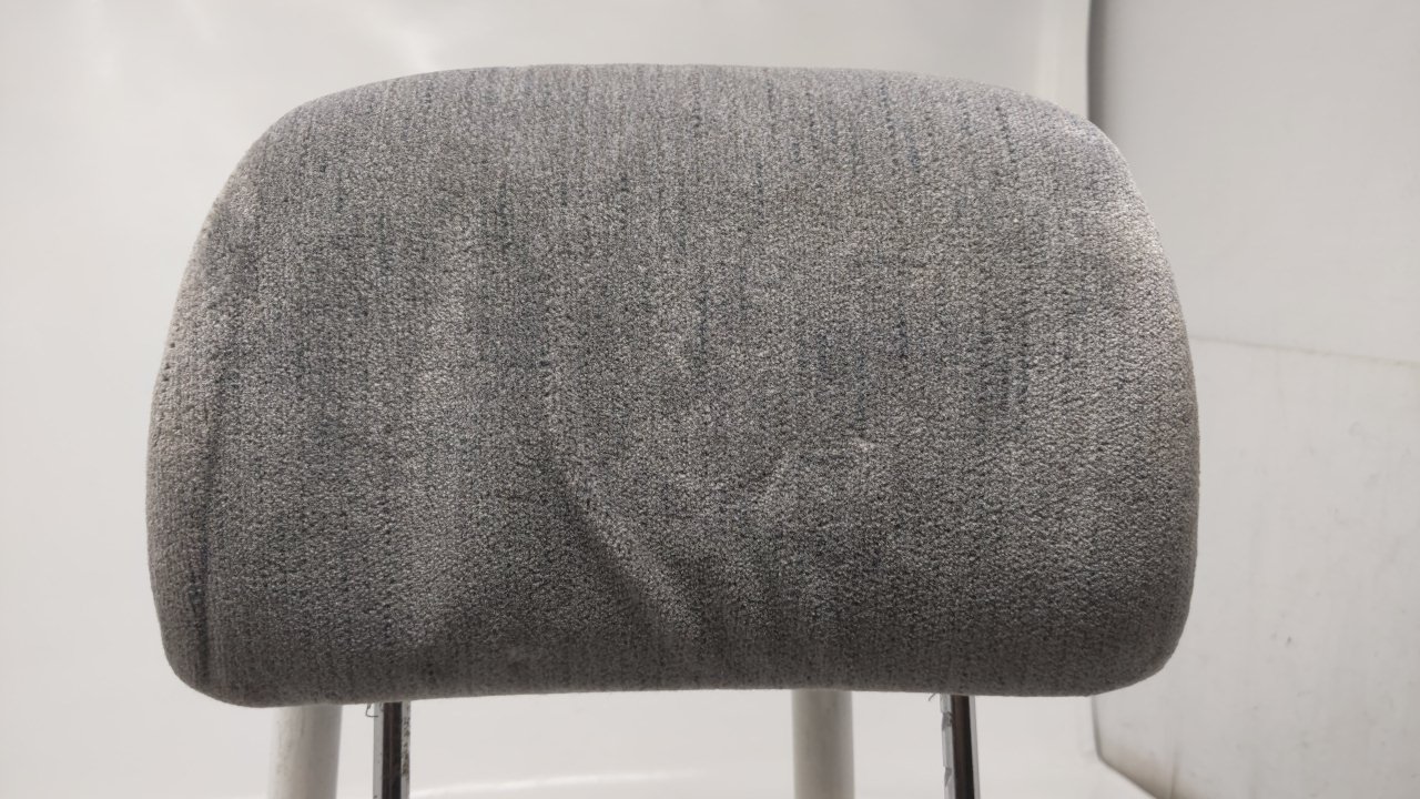 94 95 96 97 Honda Accord Headrest Driver Passenger Front Cloth Gray 13H139 - Oemusedautoparts1.com