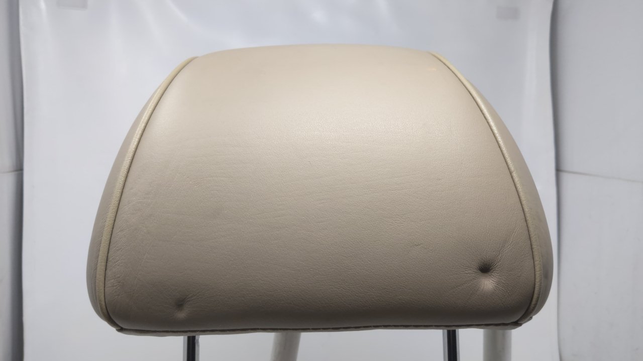 Picture of 96 97 98 99 00 01 02 03 04 RL Headrest Driver Passenger Front Leather Tan 14D284