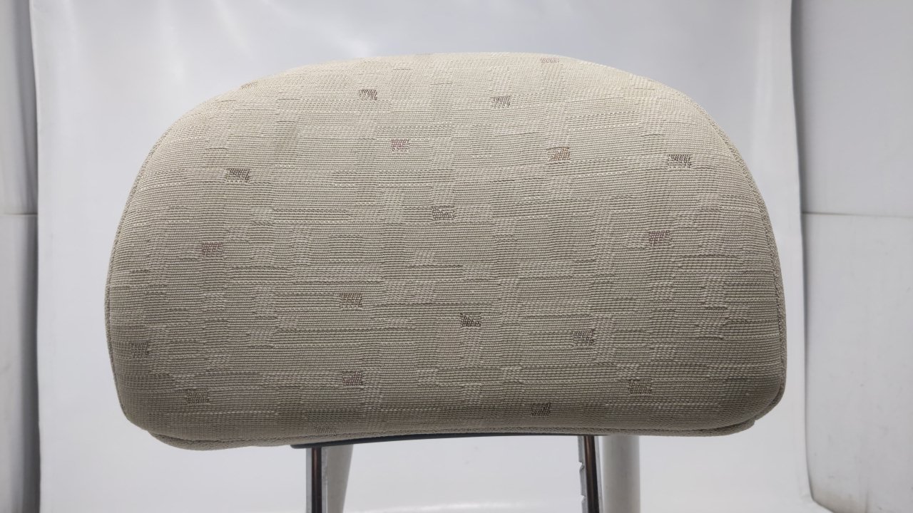 00 01 02 03 04 05 Accent Headrest Driver Passenger Front Cloth Tan 13X355 - Oemusedautoparts1.com