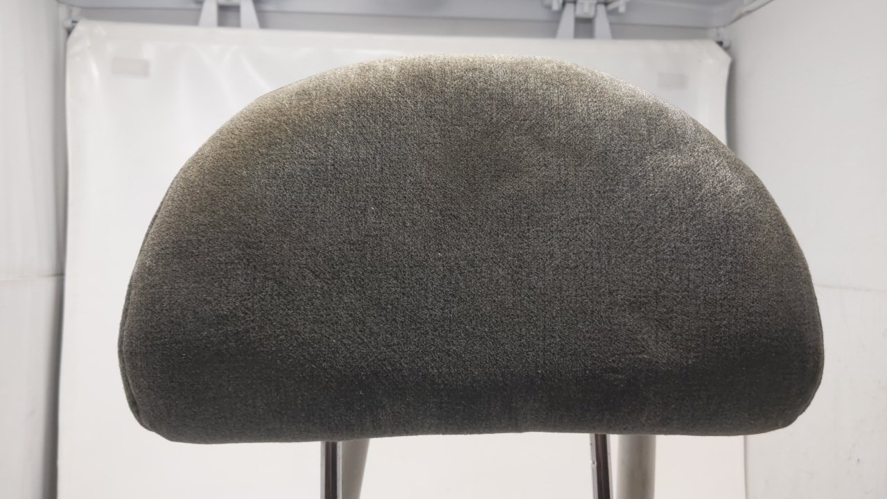 2002-2005 Hyundai Sonata Headrest Driver Passenger Front Cloth Gray R9S38B01 - Oemusedautoparts1.com