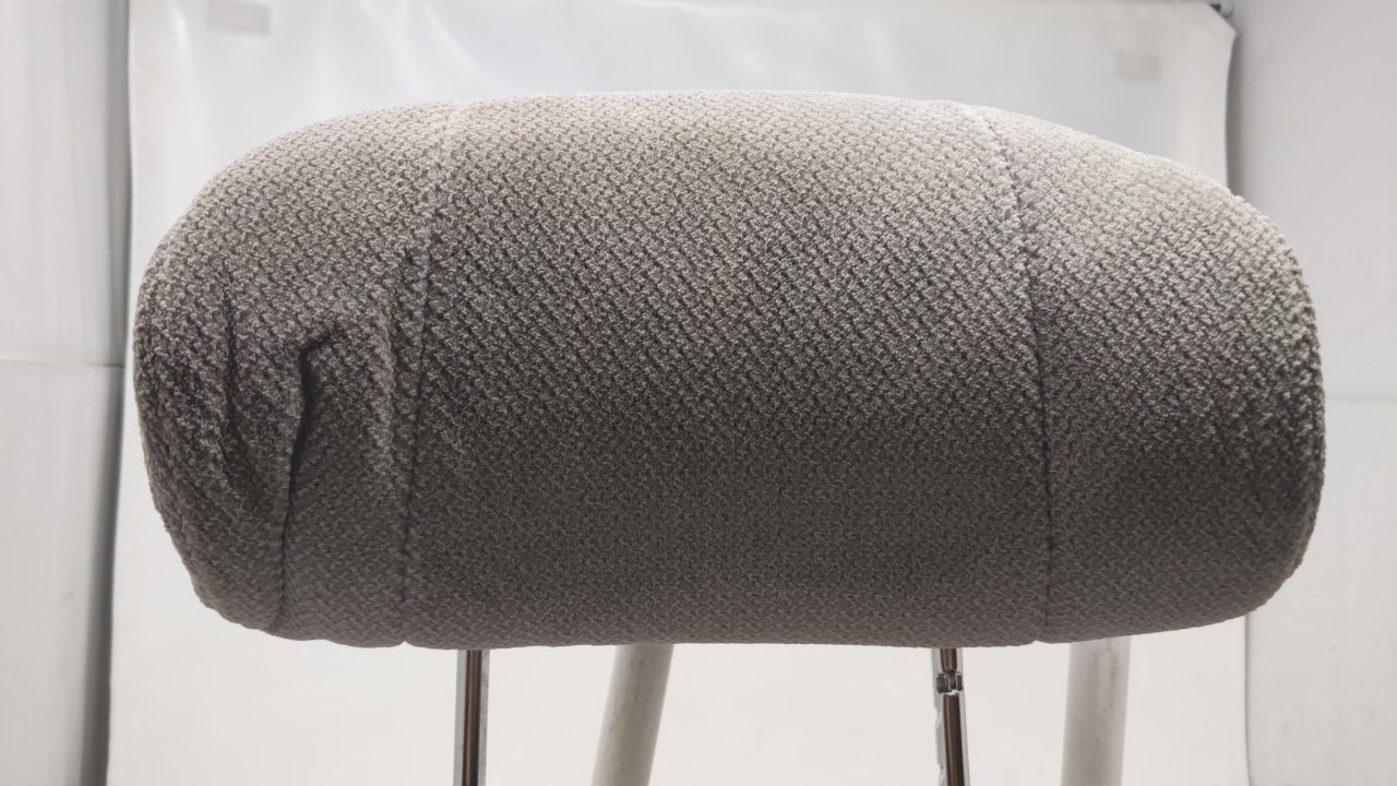 92 93 94 95 96 Toyota Camry Headrest Driver Passenger Front Cloth Gray 15L887 - Oemusedautoparts1.com